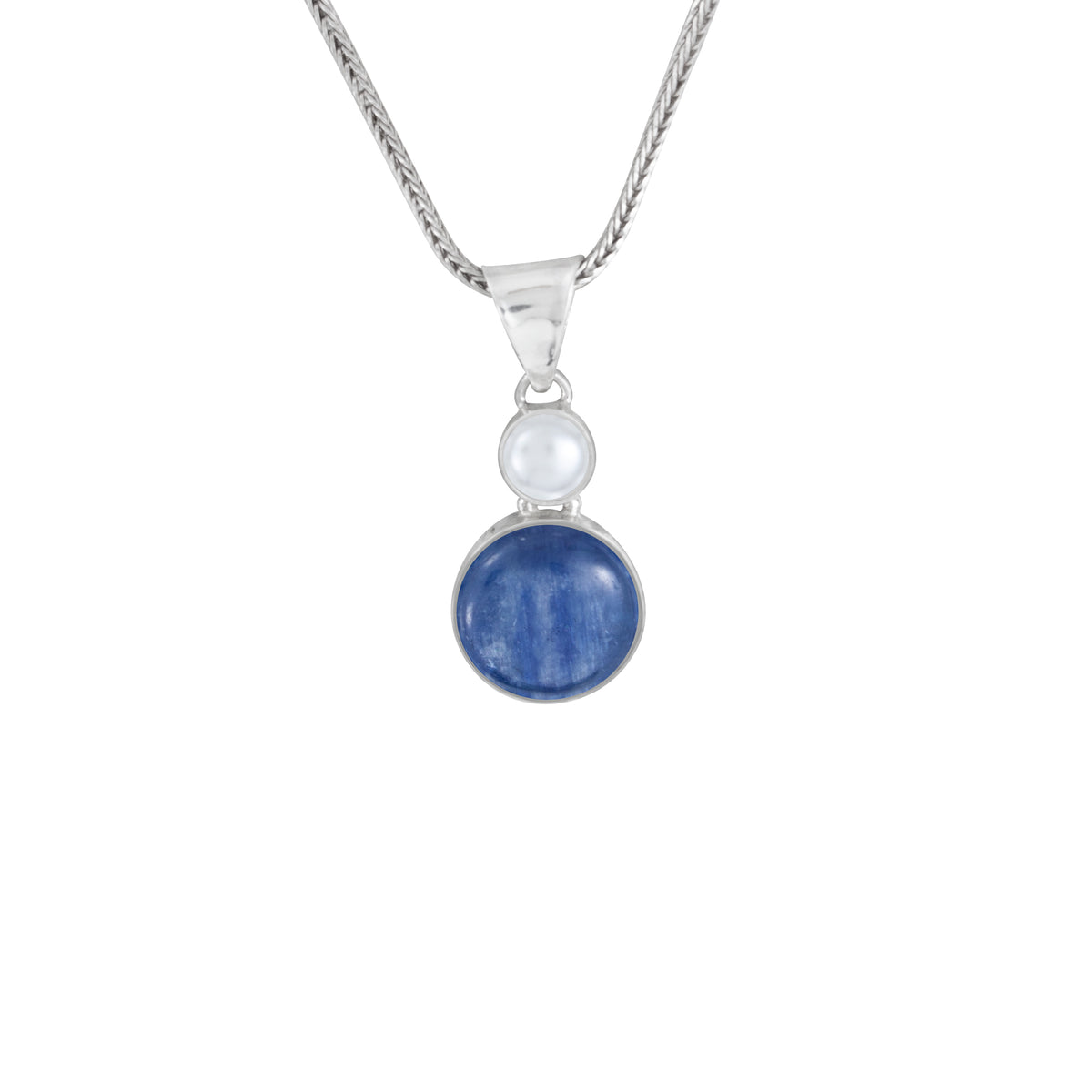 Pearl and Kynite Round Pendant