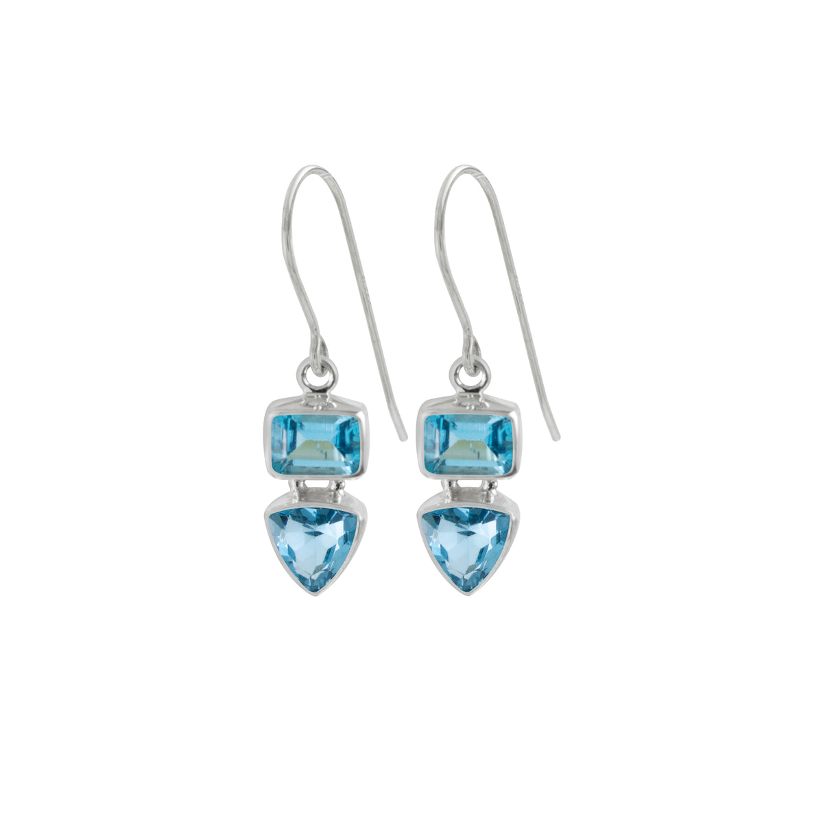 Silver Earring With 2 Garnet Facet