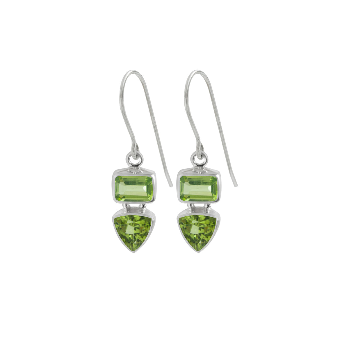 Silver Earring With 2 Garnet Facet