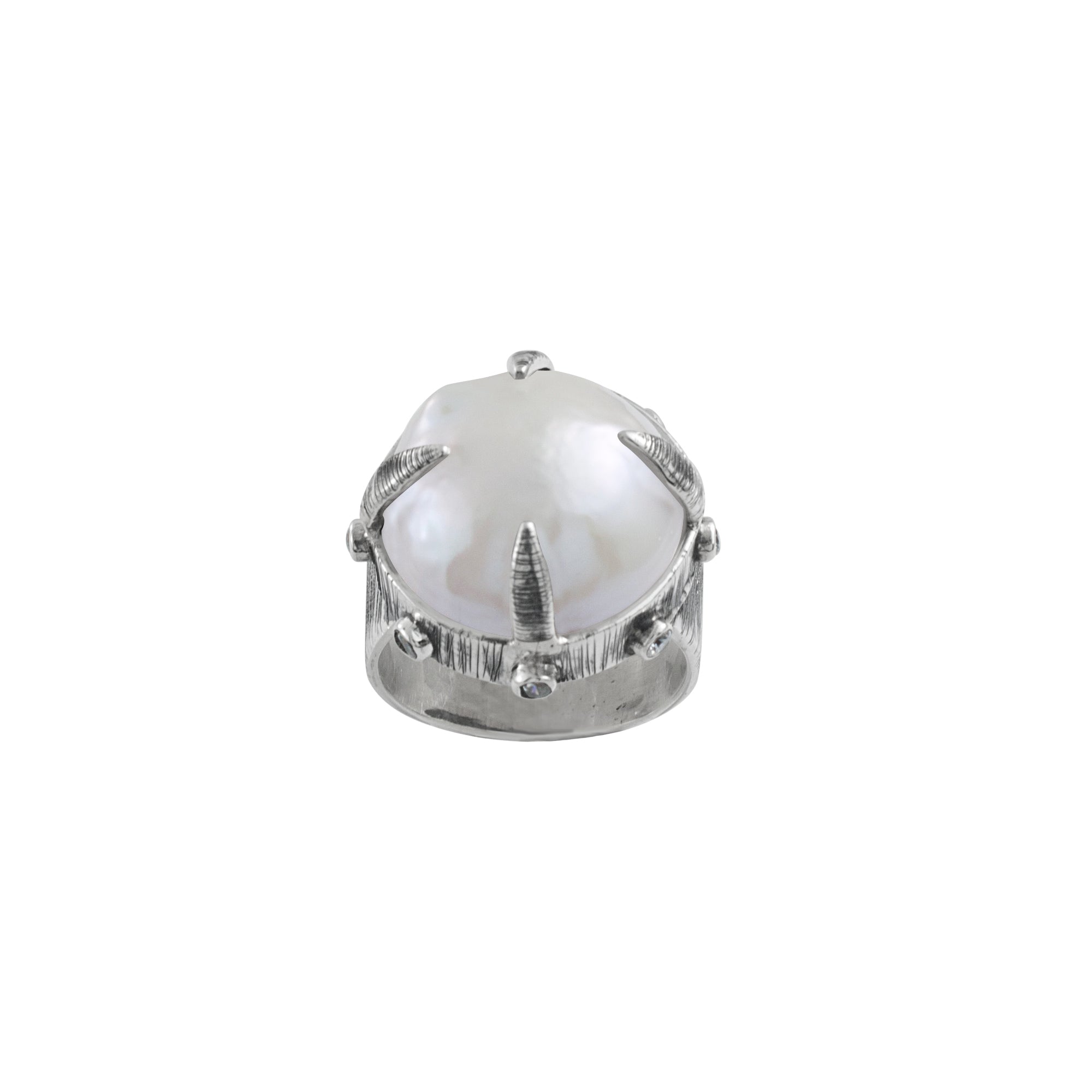 Gorgeous Barouqe Pearl Ring