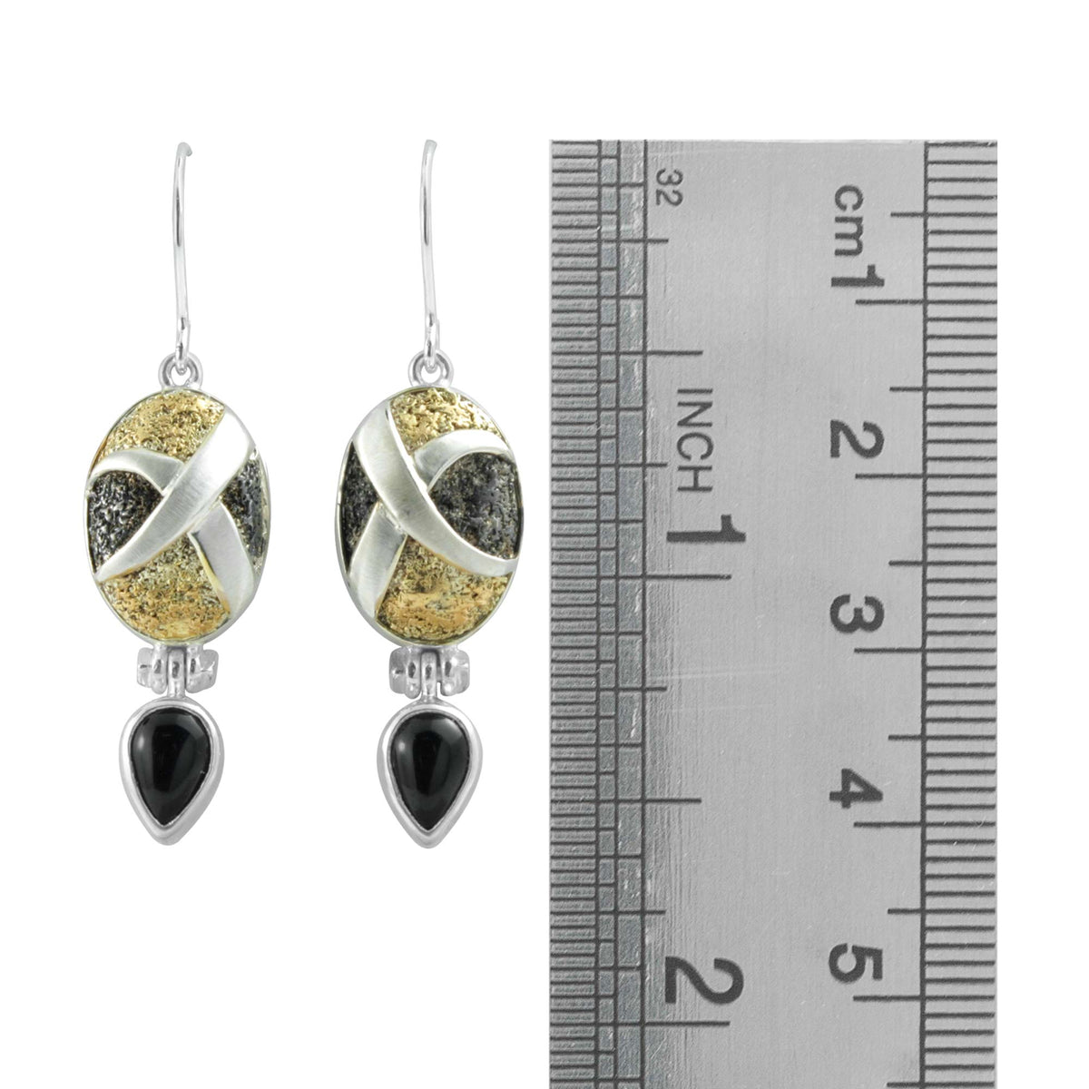 Silver Earring With Tecture Silver And Onyx Pear