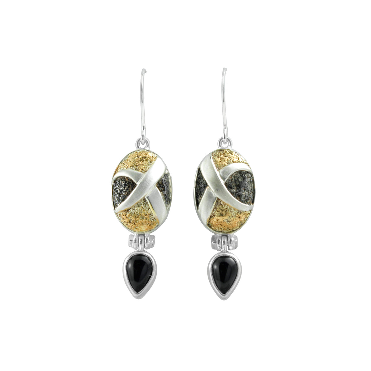 Silver Earring With Tecture Silver And Onyx Pear